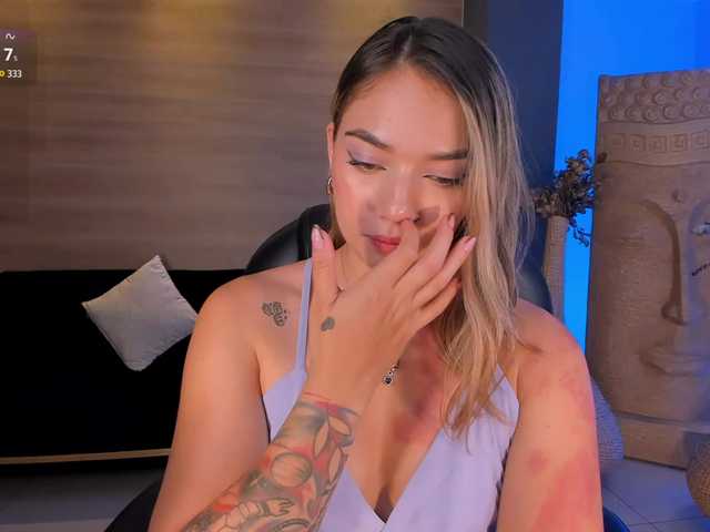 HaleyGreen live cam on BongaCams