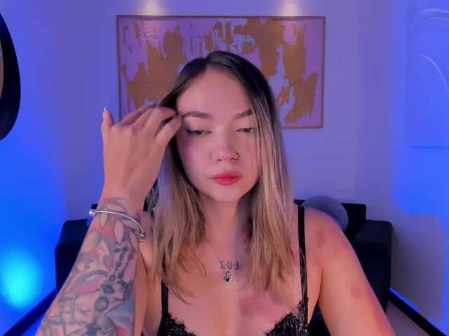 HaleyGreen live cam on BongaCams