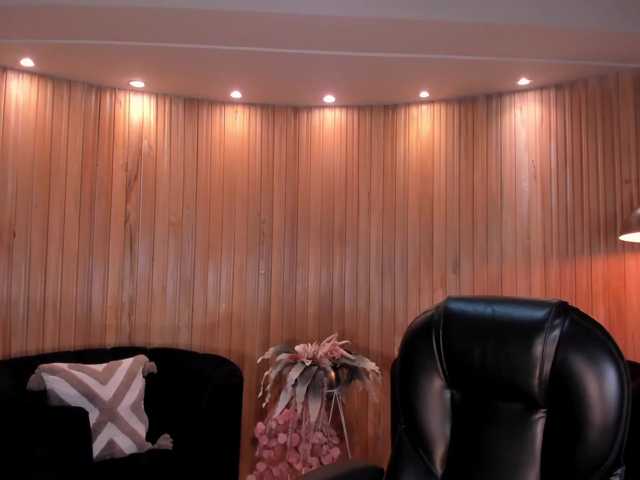 HaleyGreen live cam on BongaCams
