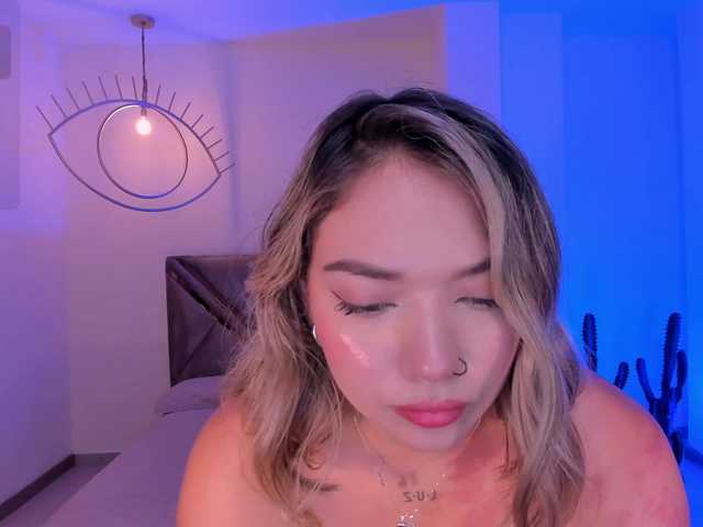 HaleyGreen live cam on BongaCams