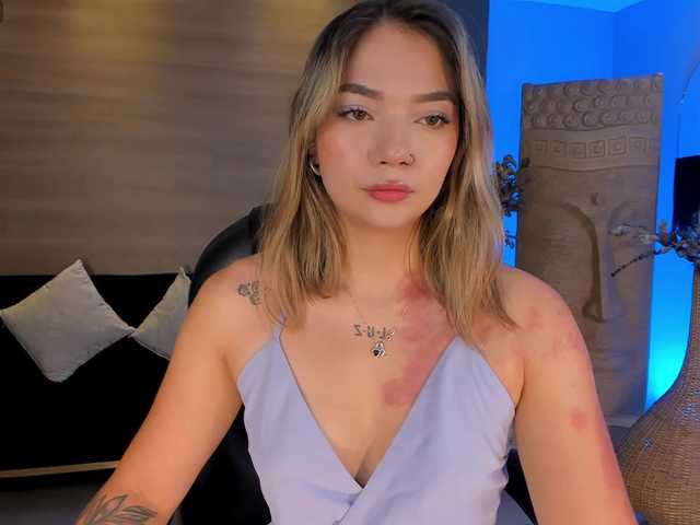 HaleyGreen live cam on BongaCams