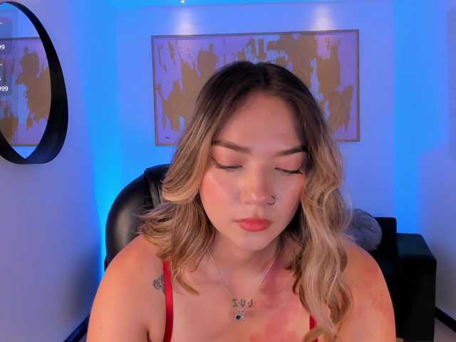 HaleyGreen live cam on BongaCams