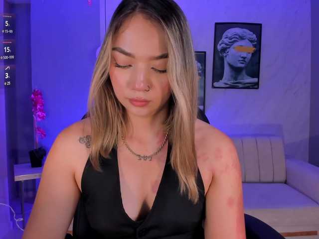 HaleyGreen live cam on BongaCams
