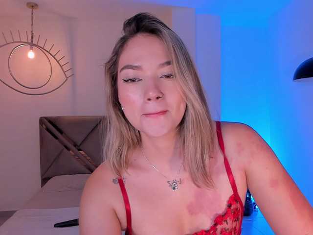 HaleyGreen live cam on BongaCams