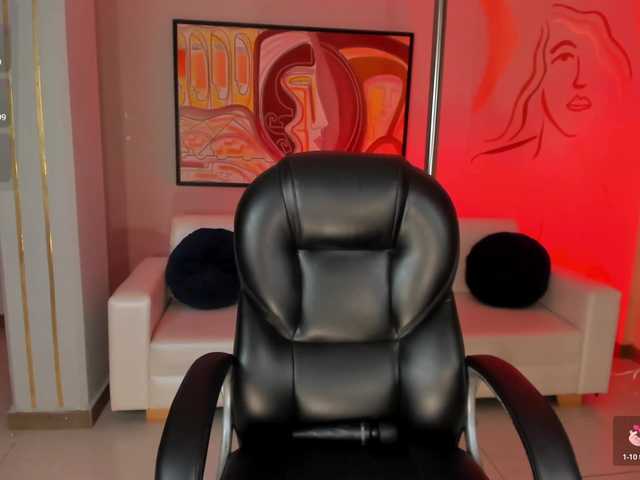 HaleyGreen live cam on BongaCams