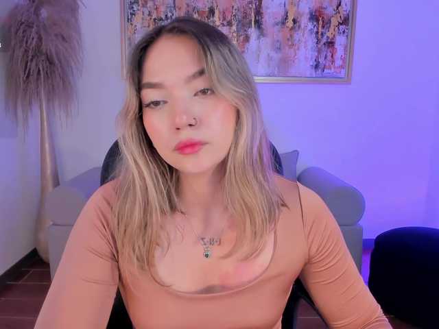 HaleyGreen live cam on BongaCams