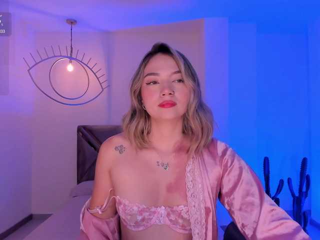HaleyGreen live cam on BongaCams