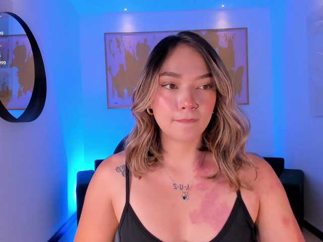 HaleyGreen live cam on BongaCams