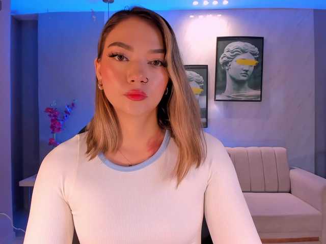 HaleyGreen live cam on BongaCams