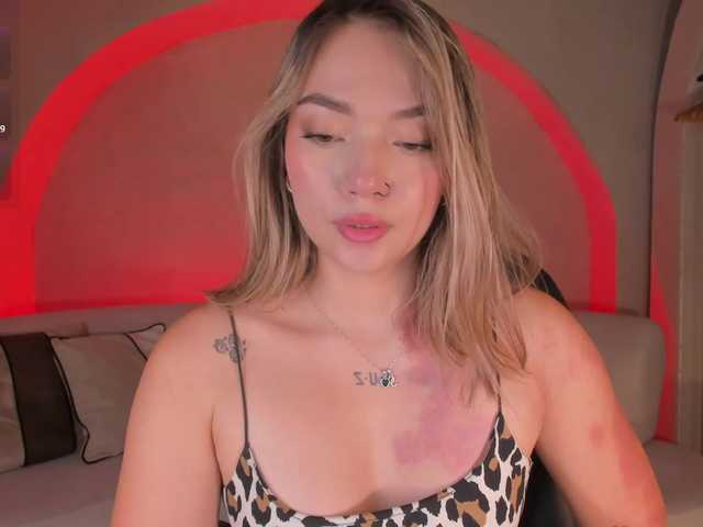 HaleyGreen live cam on BongaCams