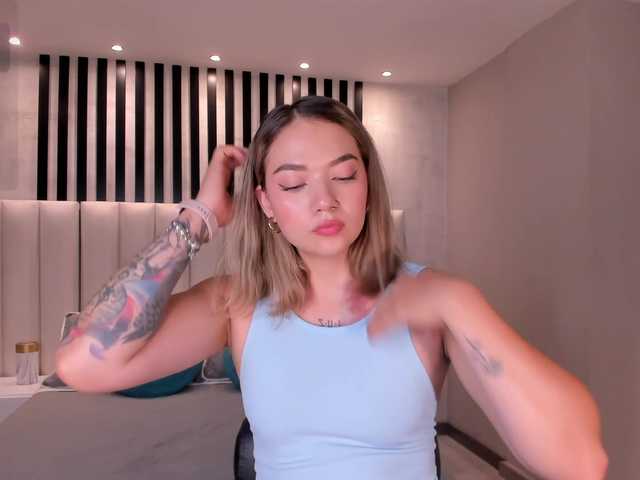 HaleyGreen live cam on BongaCams