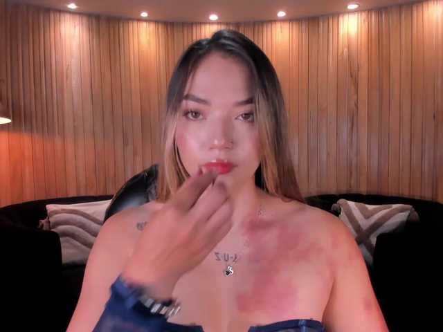 HaleyGreen live cam on BongaCams