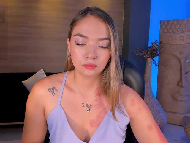 HaleyGreen live cam on BongaCams