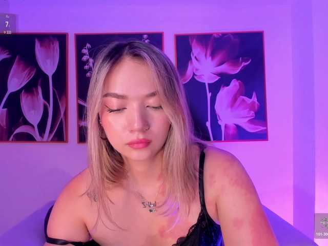 HaleyGreen live cam on BongaCams