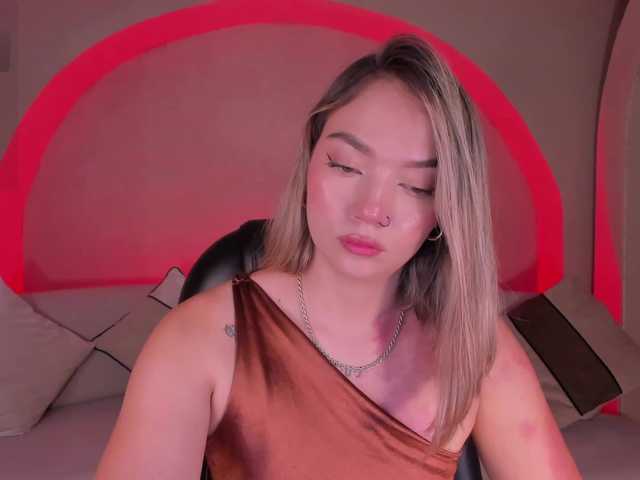 HaleyGreen live cam on BongaCams