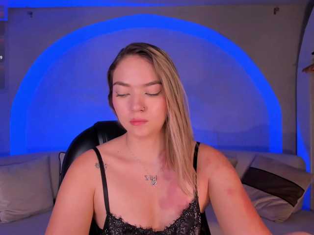 HaleyGreen live cam on BongaCams