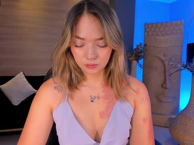 HaleyGreen live cam on BongaCams