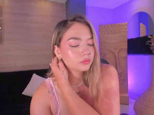 HaleyGreen webcam