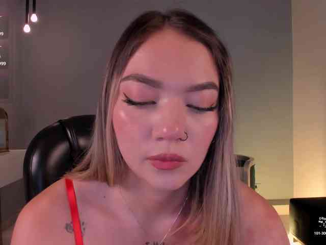 HaleyGreen webcam