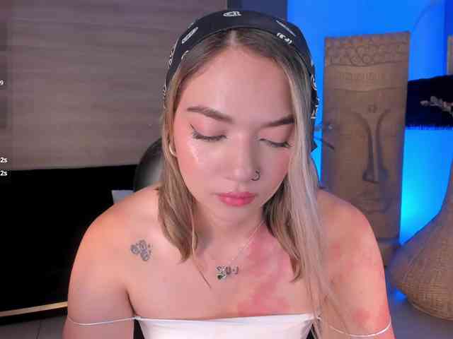 HaleyGreen webcam