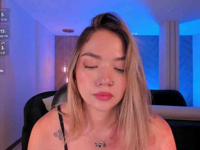 HaleyGreen webcam