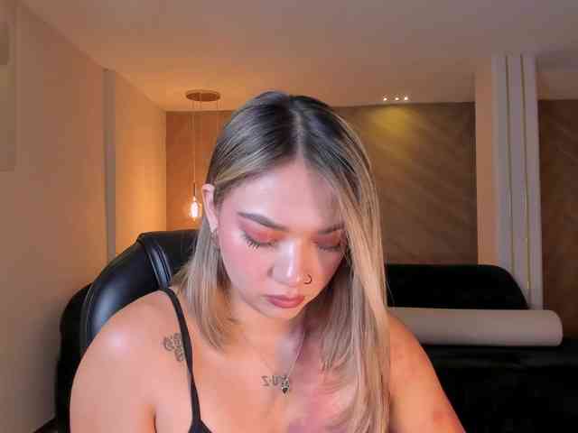 HaleyGreen webcam