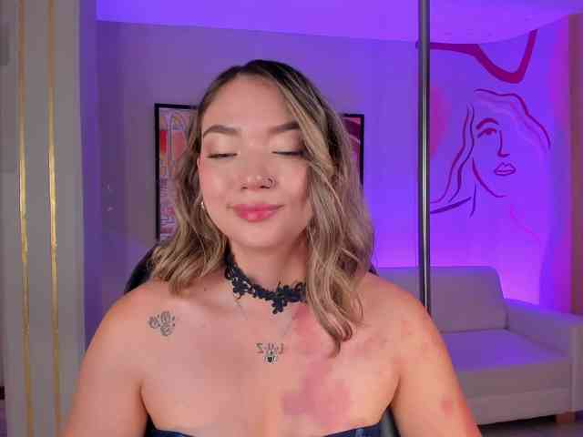 HaleyGreen webcam