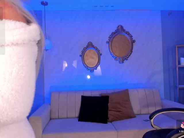 HaleyGreen webcam