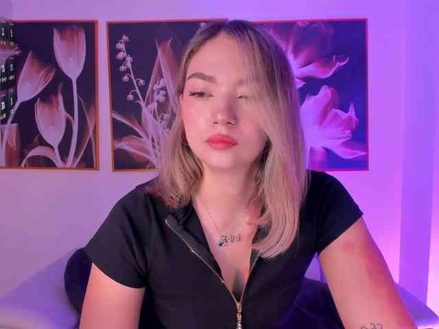 HaleyGreen webcam