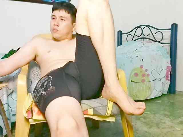 danniel-wolf Sex Cam Show