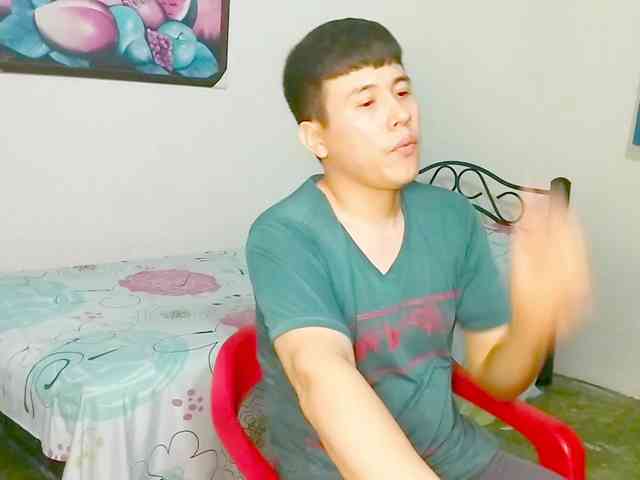 danniel-wolf Sex Cam Show