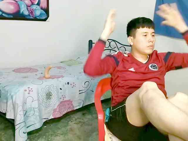 danniel-wolf Sex Cam Show