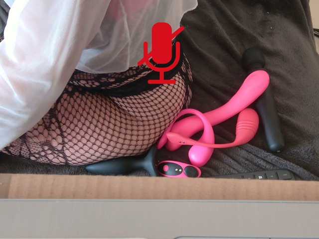 DENERYS live cam on BongaCams