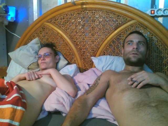 baszogepek live cam on BongaCams