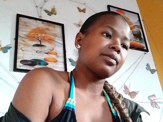 Sayrahsexy's Live Webcam