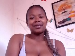 Sayrahsexy's Live Webcam