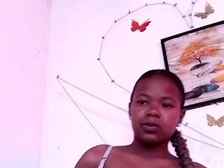 Sayrahsexy's Live Webcam