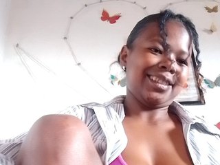Sayrahsexy's Live Webcam