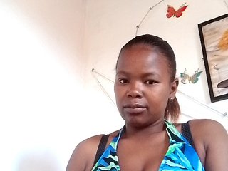 Sayrahsexy's Live Webcam