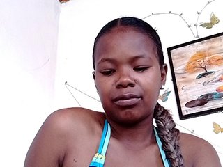 Sayrahsexy's Live Webcam