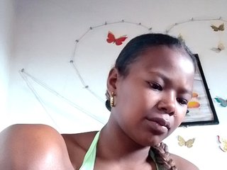 Sayrahsexy's Live Webcam