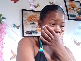 Sayrahsexy's Live Webcam