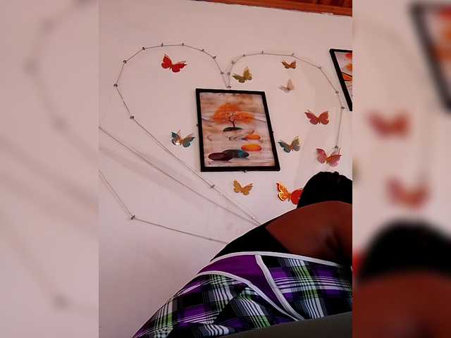 Sayrahsexy live cam on BongaCams