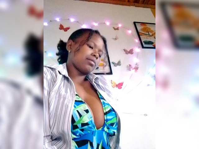 Sayrahsexy live cam on UnifiedCams