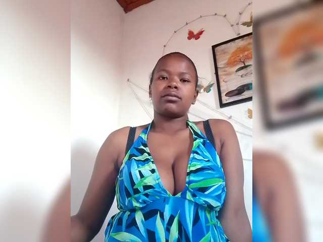 Sayrahsexy live cam on BongaCams