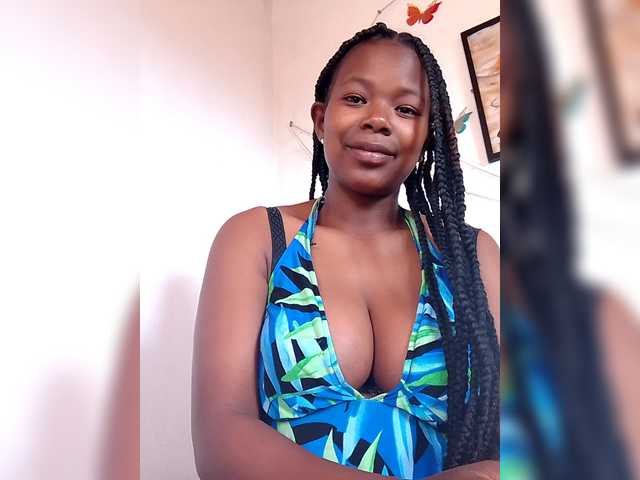 Sayrahsexy live webcam show