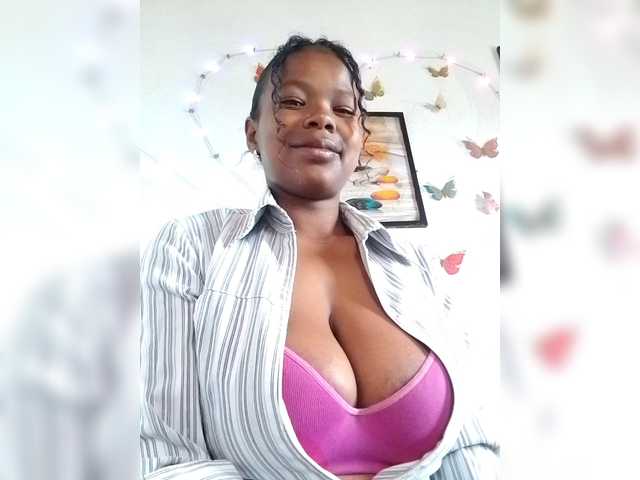 Sayrahsexy live cam on UnifiedCams