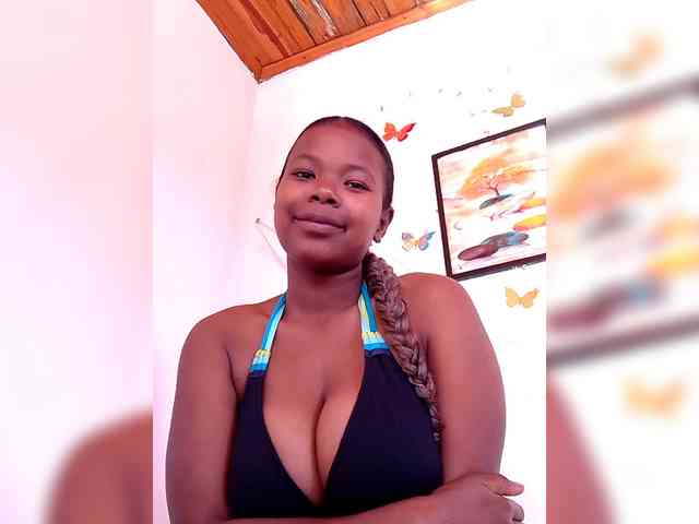 Sayrahsexy webcam