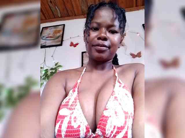 Sayrahsexy webcam