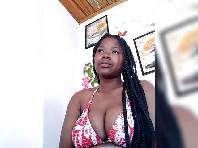 Sayrahsexy webcam